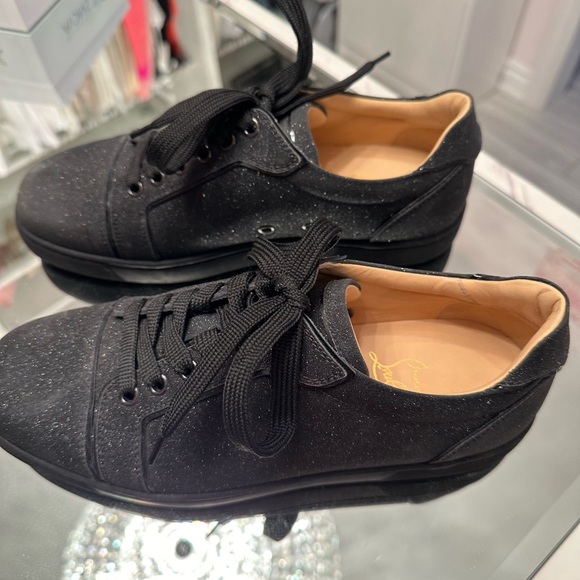 NWOT Christian Louboutin Vieira Black sneakers size 40. Worn once. - Picture 3 of 9